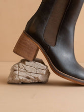 The Olivia | Espresso Chelsea Heel Boots