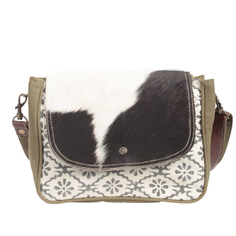 Flower Pattern Recycled Rug With Cowhide Crossbody