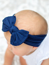 Cable Knit Bow Headbands: Black