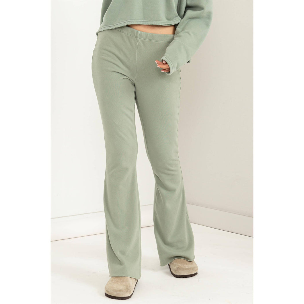 Mid-Rise Flare Lounge Pants - Green