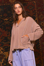 Deep V-nekline Oversized Top: Coffee / S-M-L (2-2-2)