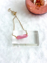 Valentine's Emma Adjustable Bracelet: Powder pink