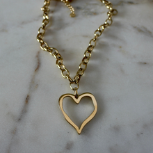 Open Heart Necklace: Silver