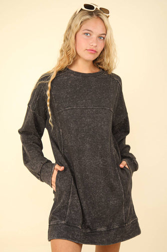 Mineral Washed Oversized Knit Sweatshirt Mini Dress: Black