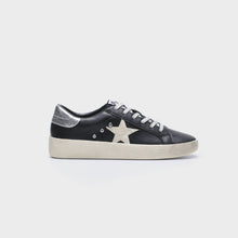 Mi.iM Brady Sneakers in Black