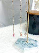Sofia Heart Chain Pendant Necklace: Powder pink