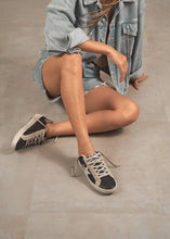 Mi.iM Brady Sneakers in Black