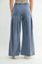 Cotton Blend Mineral Wash Wide-Leg Pants: DENIM BLUE / S:M:L (2:2:2)