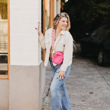 Ellie Crossbody Bag: Pink
