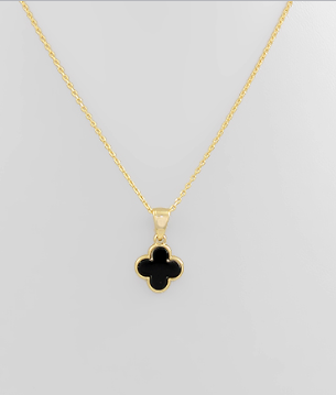 Gold Dipped Shell Clover Pendant Necklace