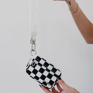 Nelly Nylon Card Wallet Wristlet: Khaki