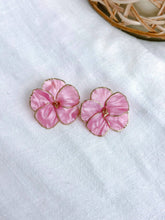 Poppy Statement Studs: Orchid