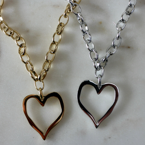 Open Heart Necklace: Silver