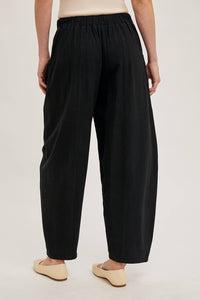 Relaxed Black Barrel Pants w/ Pockets