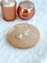 Madeline Geometric Heart Hoops: Powder pink