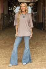 Ribbed Relaxed Boyfriend Shirt w/ Pocket Detail: PEARL GREY / S/M