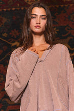 Deep V-nekline Oversized Top: Coffee / S-M-L (2-2-2)