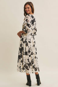 Dreamy Jacquard Floral Midi Dress w/ Statement Sleave