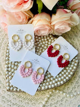 Bubbly “V” Earrings: Red