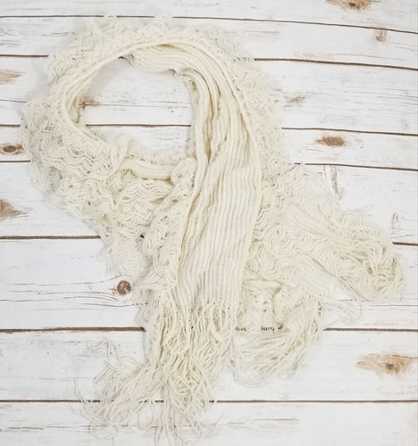 Knitted Ruffle Detail 4-Layer Scalloped Fringe Scarf (Ivory)