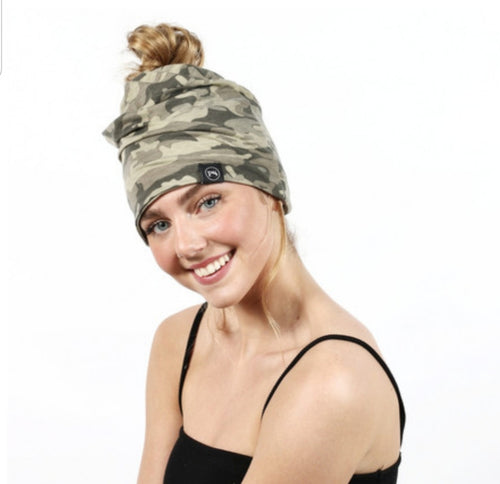 Pretty Simple Messy Bun Beanie (Faded Camo)