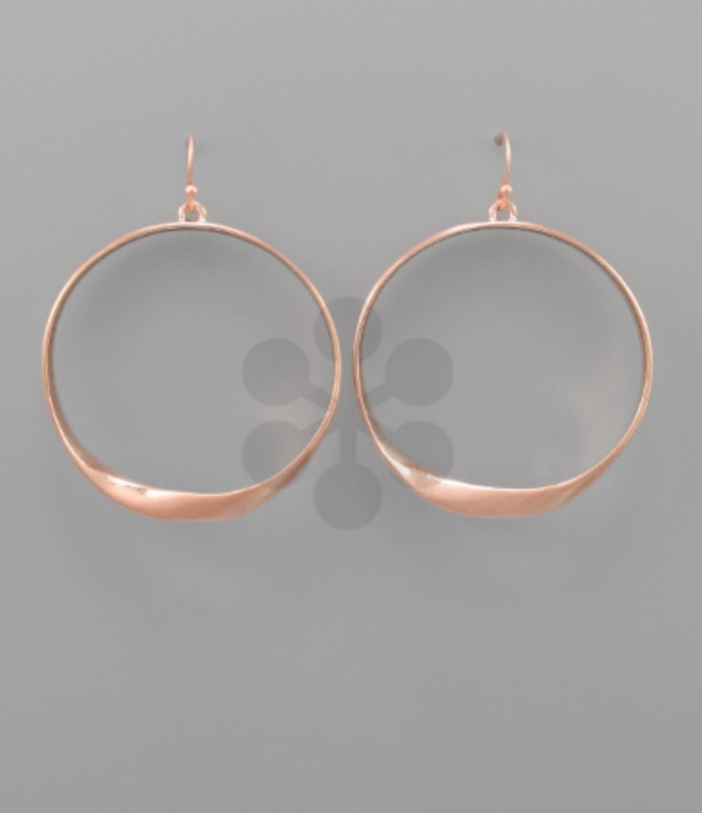 Twisted Metal Circle Earrings (Rose Gold)