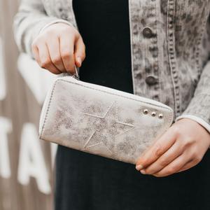 Sia Star Wallet (Black or Silver)